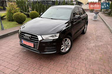 Внедорожник / Кроссовер Audi Q3 2016 в 