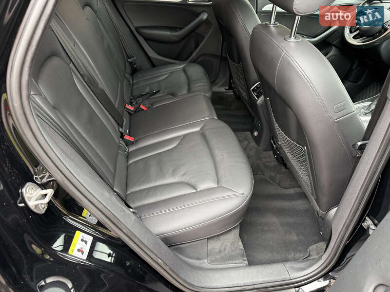 Внедорожник / Кроссовер Audi Q3 2016 в Стрые