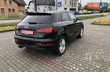 Внедорожник / Кроссовер Audi Q3 2016 в 