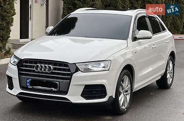 Позашляховик / Кросовер Audi Q3 2018 в 