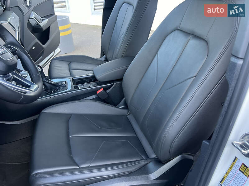 Позашляховик / Кросовер Audi Q3 2021 в Києві