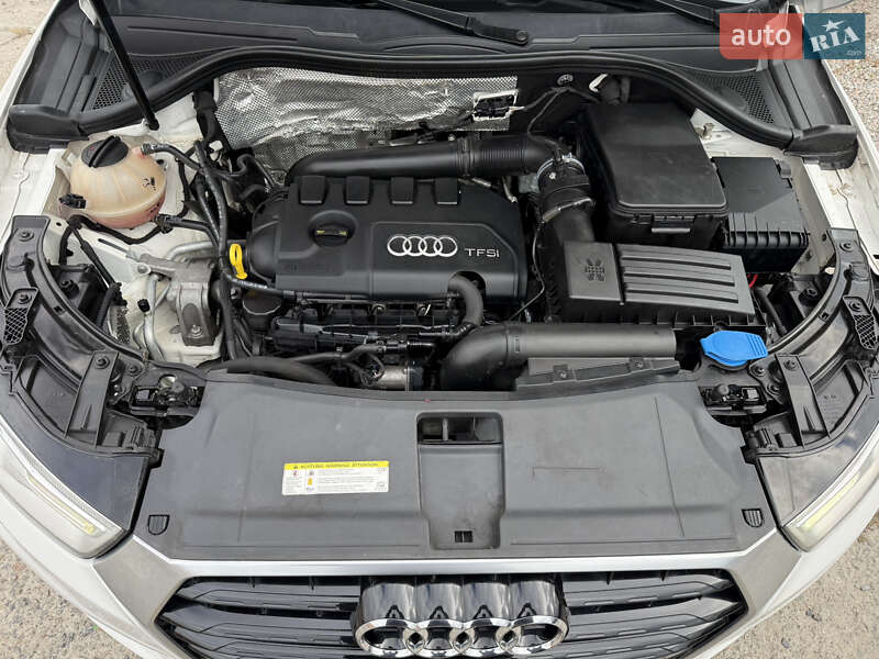Внедорожник / Кроссовер Audi Q3 2017 в Полтаве