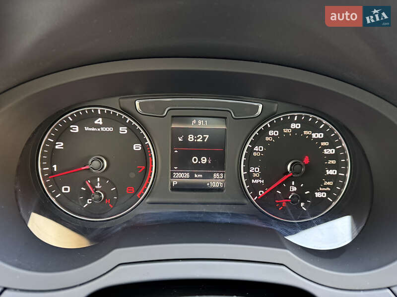 Внедорожник / Кроссовер Audi Q3 2016 в Стрые