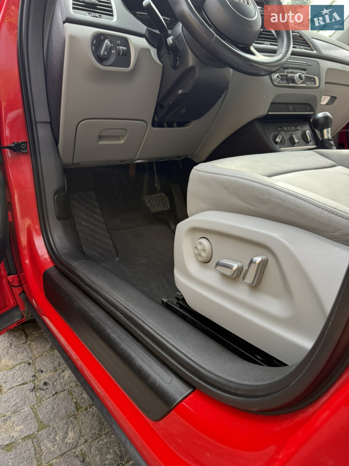 2016 Audi Q3 - мініатюра 16