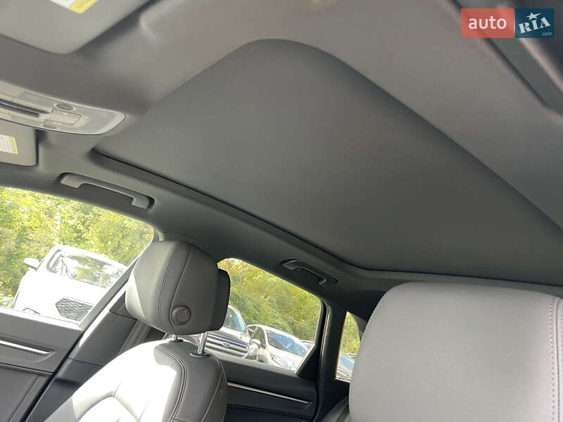 Позашляховик / Кросовер Audi Q3 2020 в Львові