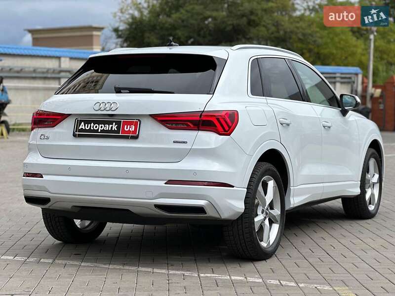Позашляховик / Кросовер Audi Q3 2021 в Одесі