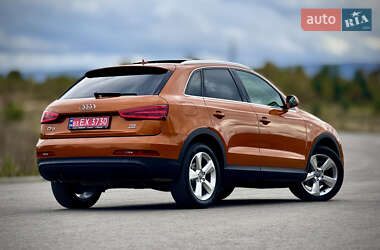 Внедорожник / Кроссовер Audi Q3 2012 в 