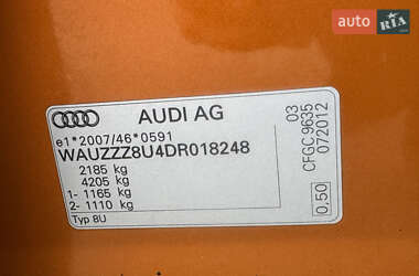 Внедорожник / Кроссовер Audi Q3 2012 в 
