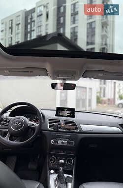 Внедорожник / Кроссовер Audi Q3 2015 в 