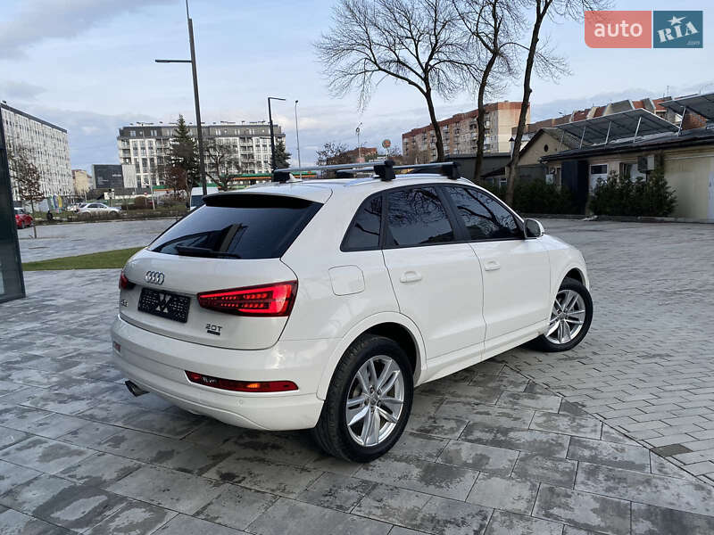 Позашляховик / Кросовер Audi Q3 2016 в Ужгороді