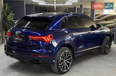 Внедорожник / Кроссовер Audi Q3 2020 в 