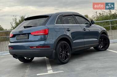 Внедорожник / Кроссовер Audi Q3 2016 в 
