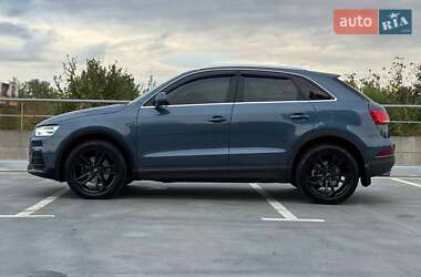 Внедорожник / Кроссовер Audi Q3 2016 в 