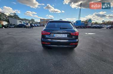 Позашляховик / Кросовер Audi Q3 2013 в 