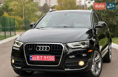 Внедорожник / Кроссовер Audi Q3 2016 в 