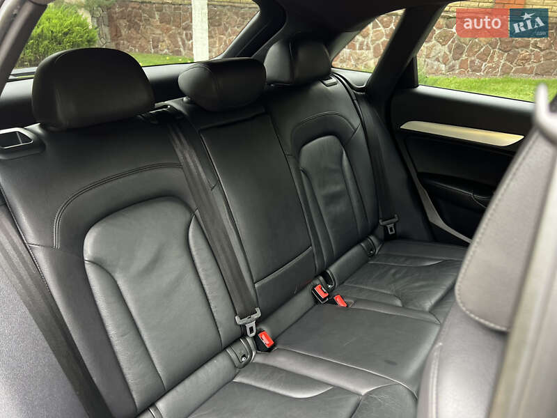 Внедорожник / Кроссовер Audi Q3 2016 в Ровно