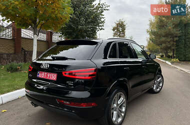 Внедорожник / Кроссовер Audi Q3 2016 в 