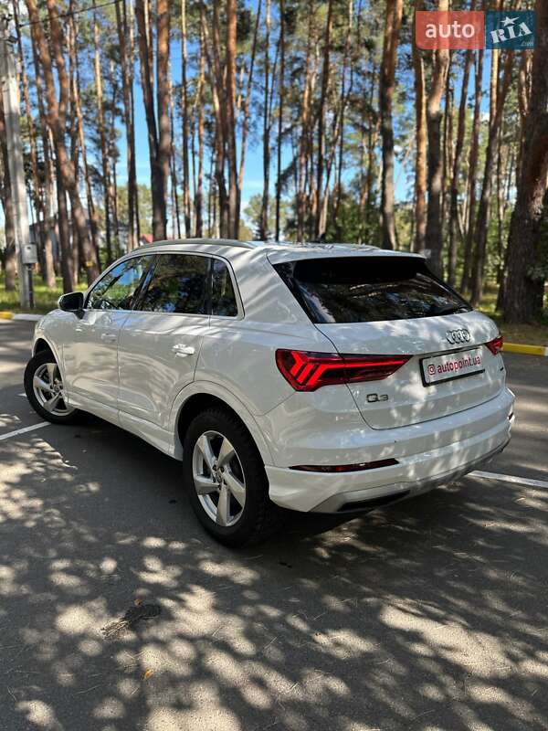 Позашляховик / Кросовер Audi Q3 2019 в Білогородці
