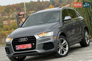 Позашляховик / Кросовер Audi Q3 2016 в 