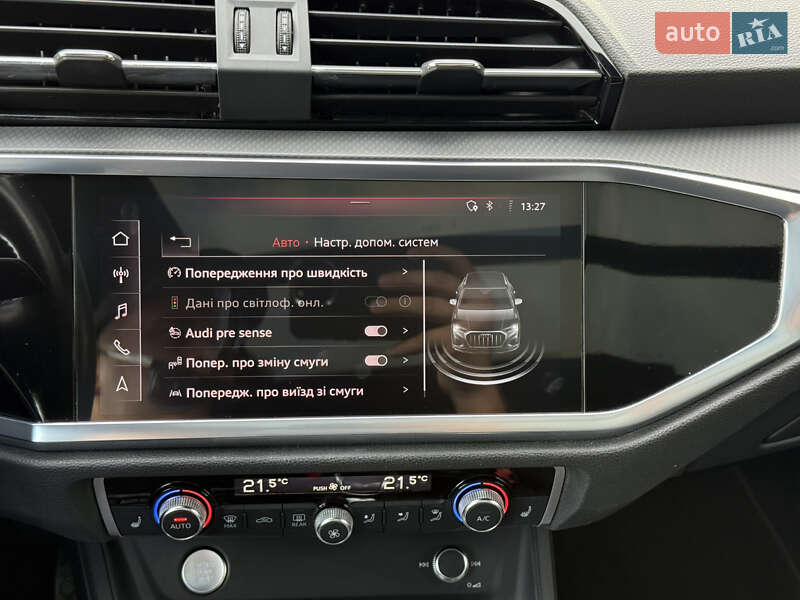 Внедорожник / Кроссовер Audi Q3 2019 в Киеве