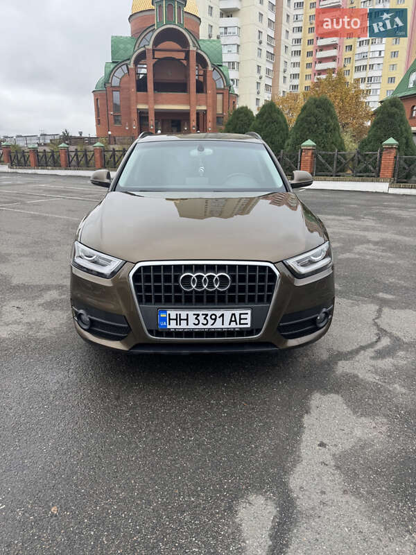 Внедорожник / Кроссовер Audi Q3 2014 в Киеве фото 3 Внедорожник / Кроссовер Audi Q3 2014 в Киеве