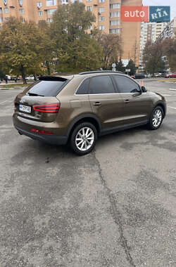 Позашляховик / Кросовер Audi Q3 2014 в 