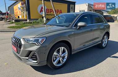 Внедорожник / Кроссовер Audi Q3 2024 в 