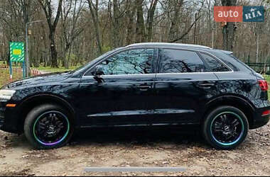 Внедорожник / Кроссовер Audi Q3 2015 в 