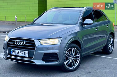 Внедорожник / Кроссовер Audi Q3 2016 в Киеве