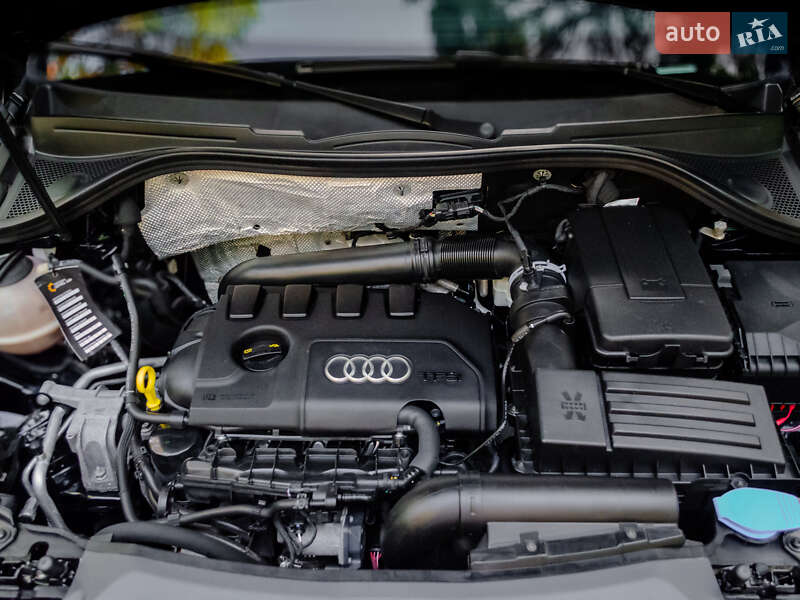Позашляховик / Кросовер Audi Q3 2015 в Києві