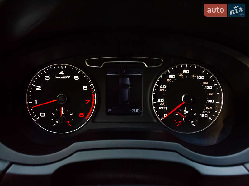 Позашляховик / Кросовер Audi Q3 2015 в Києві