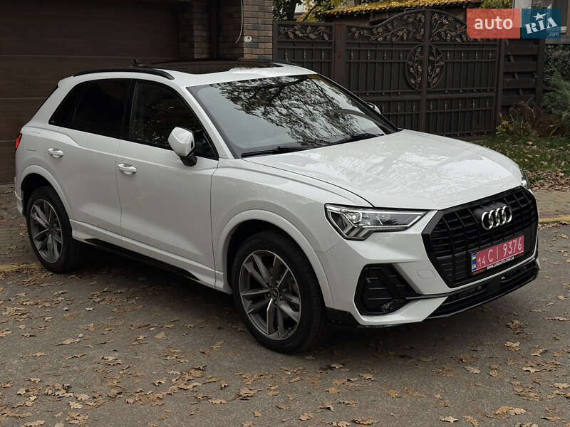 Позашляховик / Кросовер Audi Q3 2021 в Києві фото 9 Позашляховик / Кросовер Audi Q3 2021 в Києві