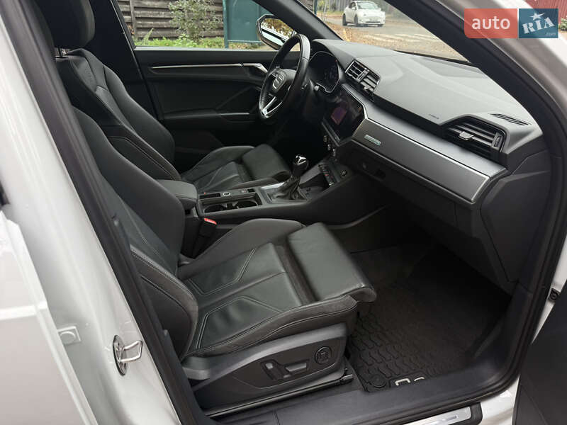 Позашляховик / Кросовер Audi Q3 2021 в Києві фото 24 Позашляховик / Кросовер Audi Q3 2021 в Києві