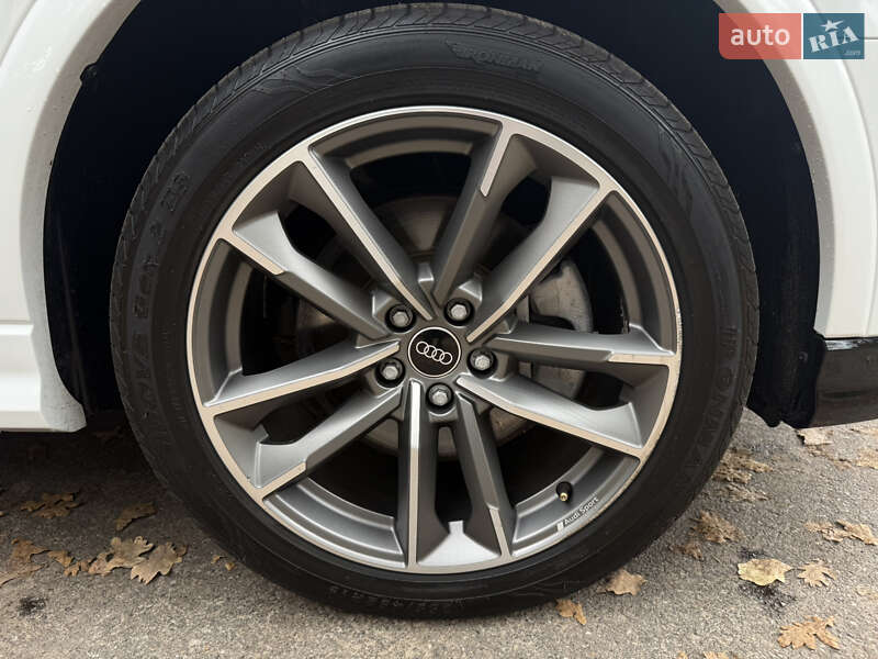 Позашляховик / Кросовер Audi Q3 2021 в Києві фото 52 Позашляховик / Кросовер Audi Q3 2021 в Києві
