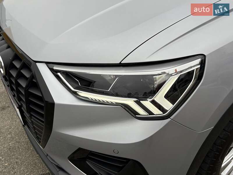 Позашляховик / Кросовер Audi Q3 2024 в Києві