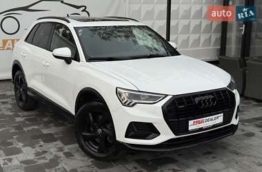 Позашляховик / Кросовер Audi Q3 2019 в Києві