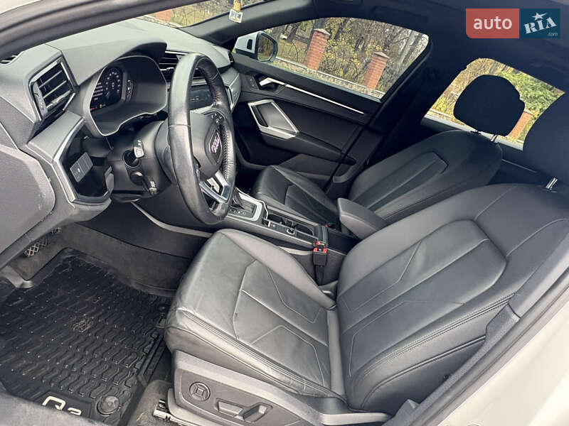 Внедорожник / Кроссовер Audi Q3 2020 в Полтаве фото 26 Внедорожник / Кроссовер Audi Q3 2020 в Полтаве