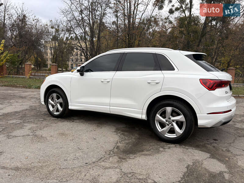 Внедорожник / Кроссовер Audi Q3 2020 в Полтаве фото 30 Внедорожник / Кроссовер Audi Q3 2020 в Полтаве