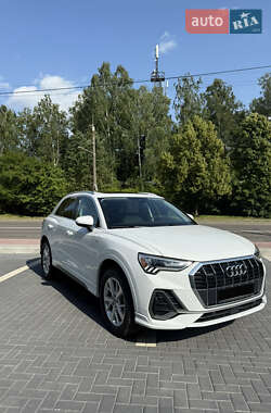 Внедорожник / Кроссовер Audi Q3 2019 в Луцке