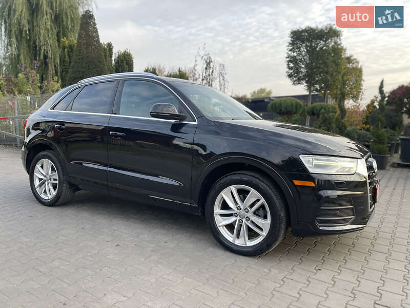 Позашляховик / Кросовер Audi Q3 2016 в Луцьку