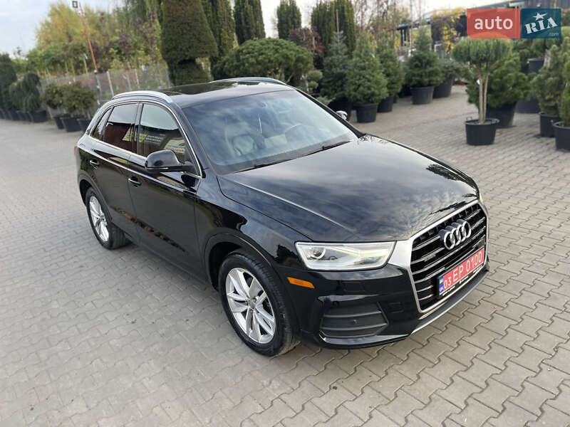 Позашляховик / Кросовер Audi Q3 2016 в Луцьку