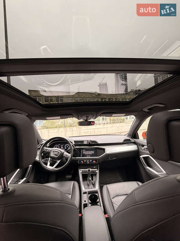 Позашляховик / Кросовер Audi Q3 2019 в Києві фото 17 Позашляховик / Кросовер Audi Q3 2019 в Києві