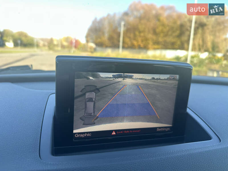 Внедорожник / Кроссовер Audi Q3 2015 в Львове