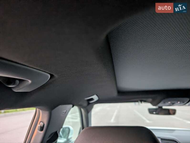 Позашляховик / Кросовер Audi Q3 2021 в Рівному