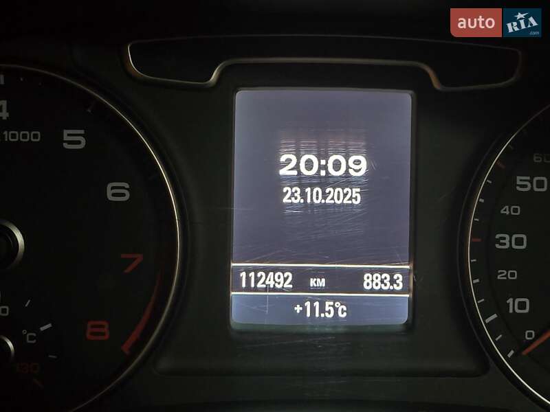 Позашляховик / Кросовер Audi Q3 2013 в Києві