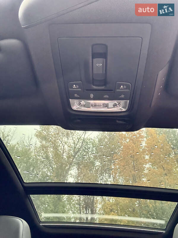 Внедорожник / Кроссовер Audi Q3 2017 в Днепре