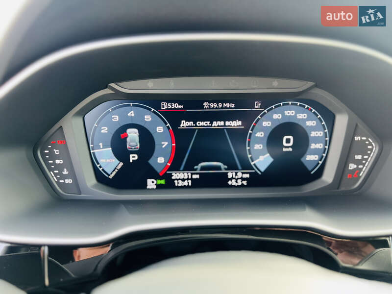 Позашляховик / Кросовер Audi Q3 2022 в Мукачевому