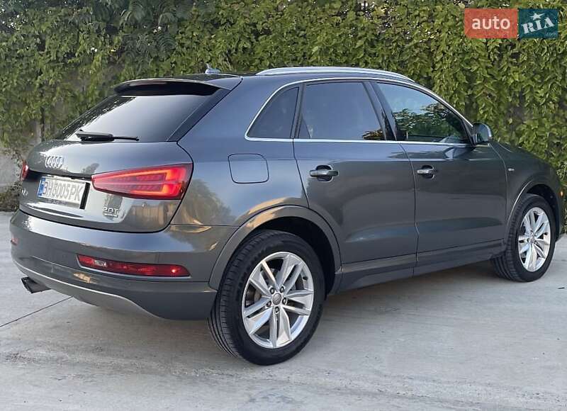 Позашляховик / Кросовер Audi Q3 2017 в Львові