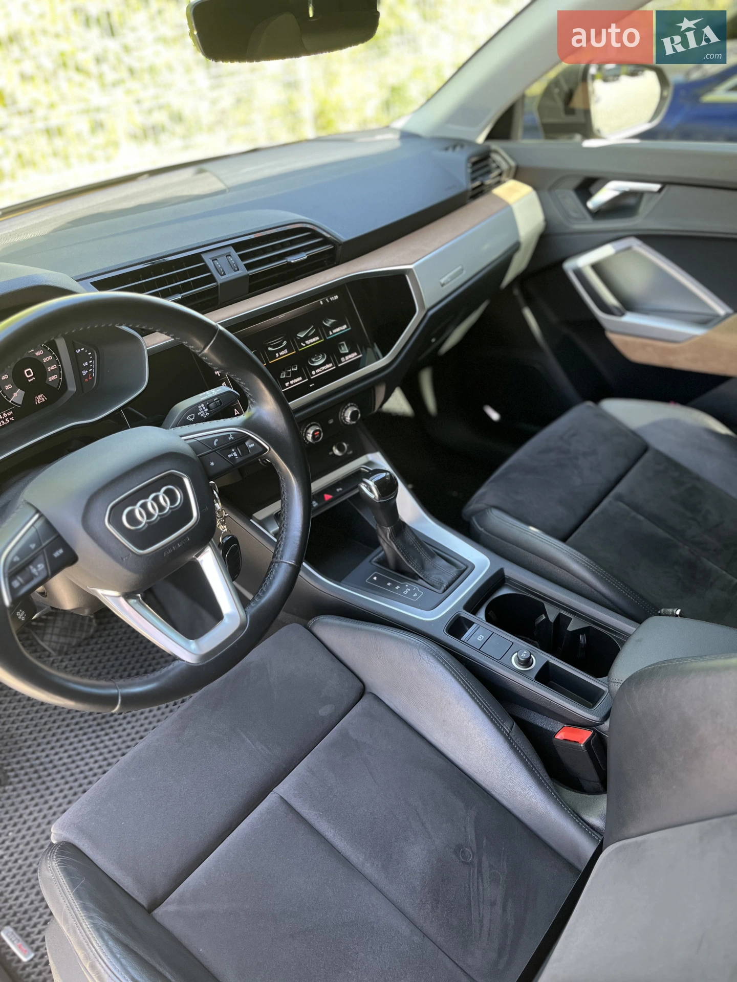 2019 Audi Q3 - мініатюра 9