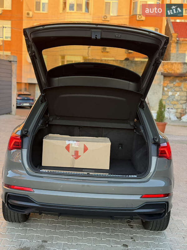 Позашляховик / Кросовер Audi Q3 2020 в Одесі фото 25 Позашляховик / Кросовер Audi Q3 2020 в Одесі